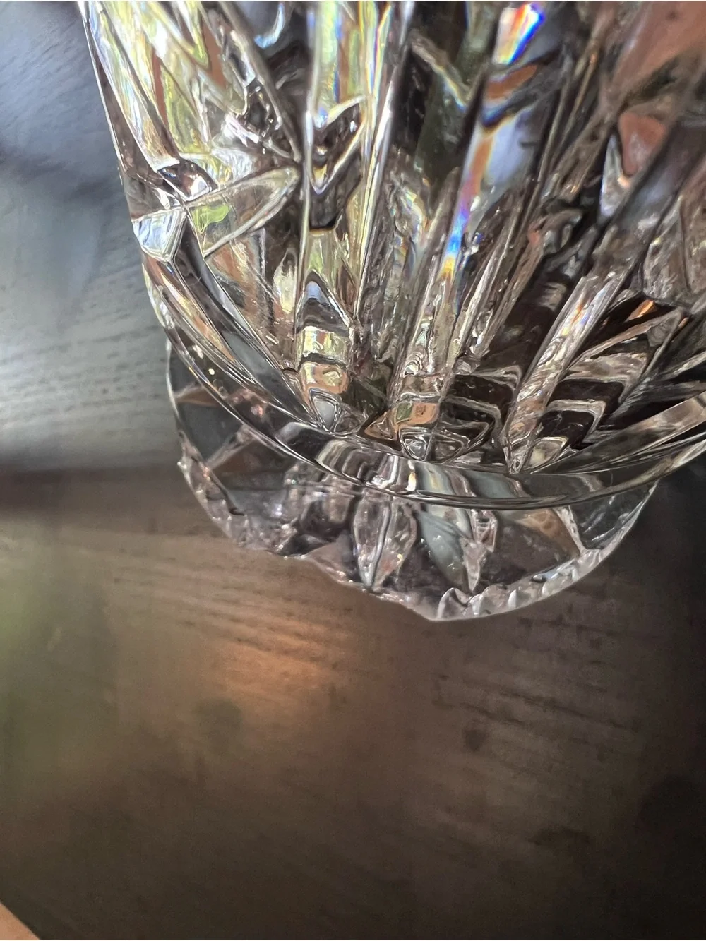 Vintage Clear Cut Glass Vase - Crystal-Style Chipped base see picture - Picture 5 of 7